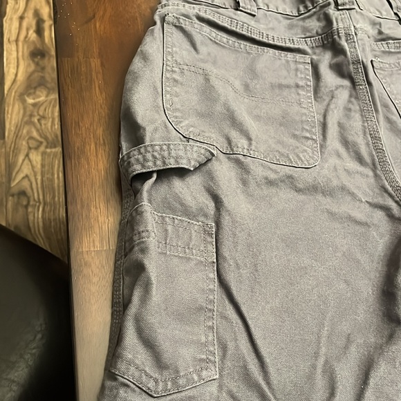 Red Head Canvas Utility Shorts Size 34 EUC worn a couple of times. Charcoal. - Picture 2 of 4
